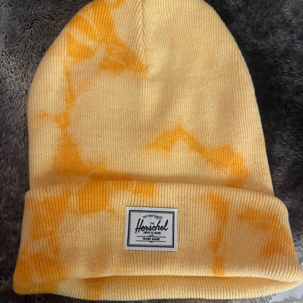Herschel Toque